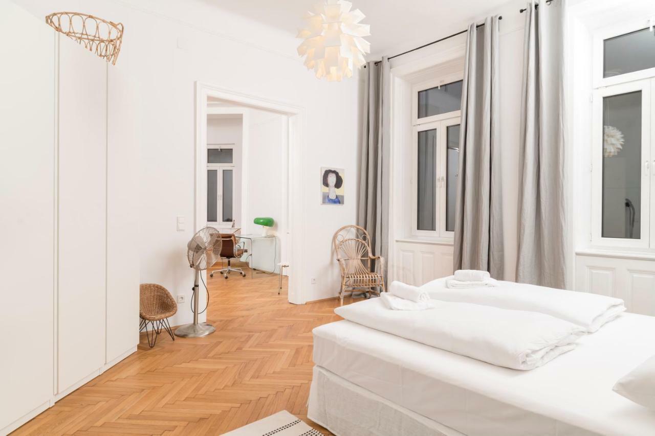 Apartment Design Loft Hohe Warte By Ichbucheat *